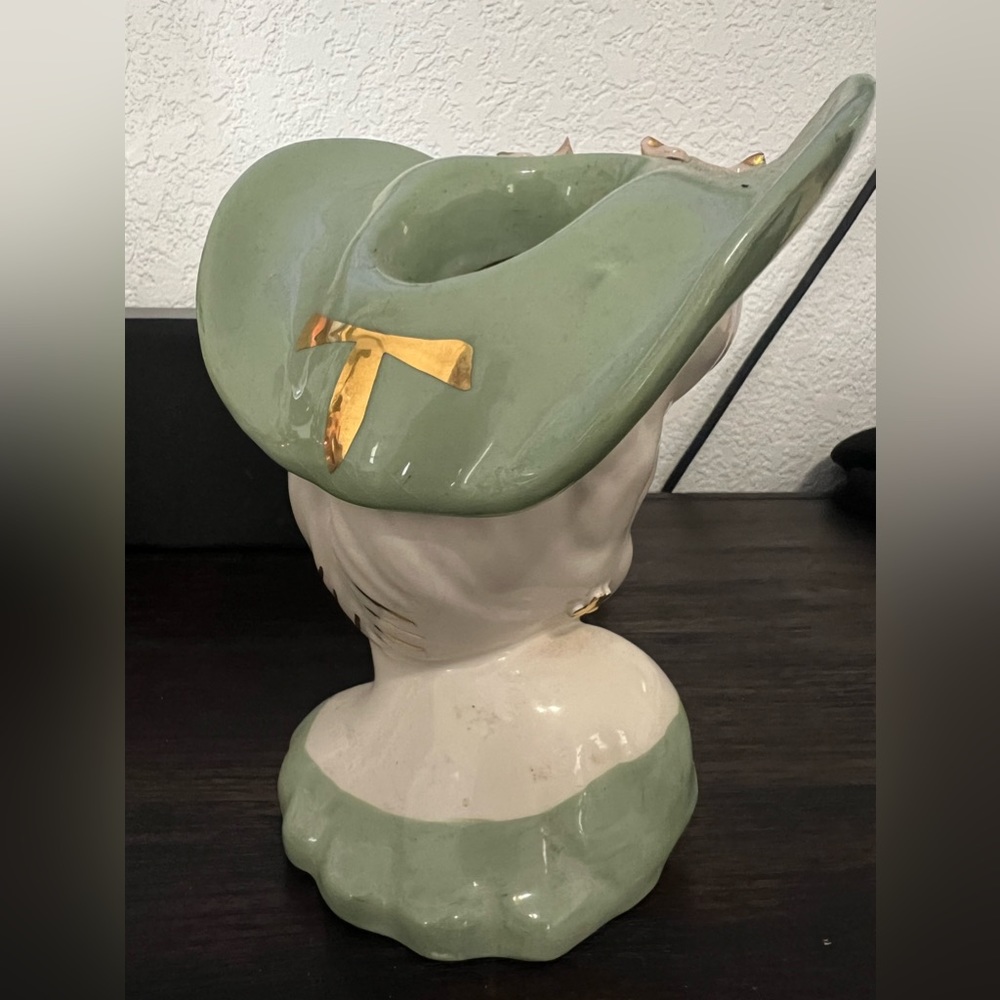 Mid Century Modern Ceramic Lady Head Vase - Picture 6 of 10